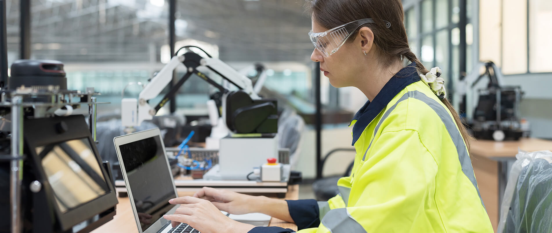 加速量产化节奏！j9国际集团5G RedCap模组RG255C-CN顺利通过SRRC认证